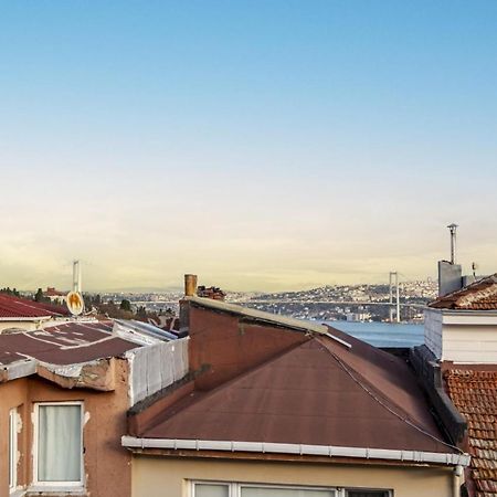 Captivating Flat With Balcony Near Besiktas Pier Apartment Istanbul Exterior photo